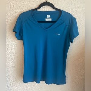 Columbia Omni-Freeze Women's Short Sleeve V-Neck Tee